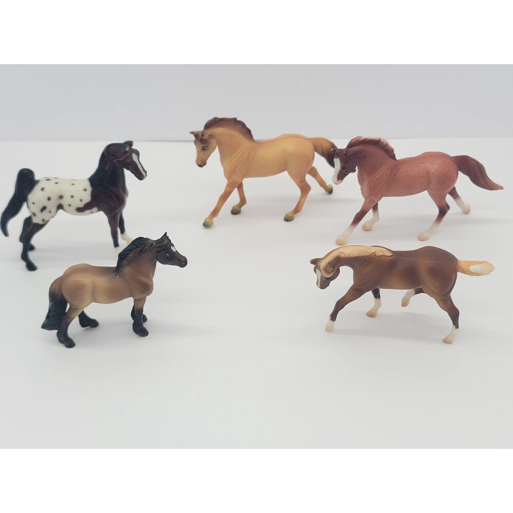 Breyer Reeves Set of 5 Small Brown Horse Figurines Toy Collectible Vintage